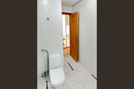 Apartamento à venda com 180m², 4 quartos e 4 vagasBanheiro da Suíte 1