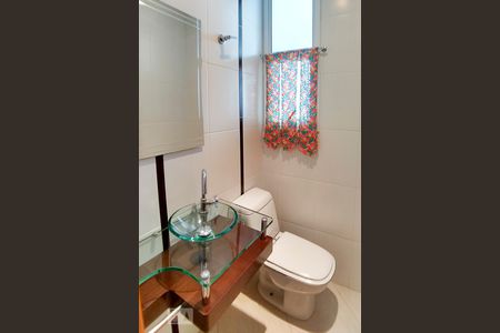 Apartamento à venda com 180m², 4 quartos e 4 vagasLavabo