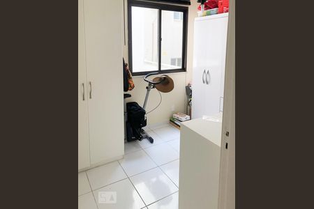 Quarto de apartamento para alugar com 3 quartos, 85m² em Recreio dos Bandeirantes, Rio de Janeiro