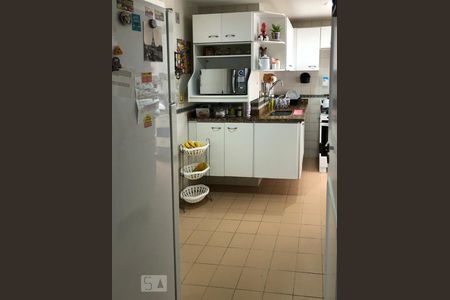 Apartamento para alugar com 85m², 3 quartos e 1 vaga Apartamento para alugar com 85m², 3 quartos e 1 vagaCozinha