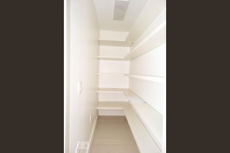 Dispensa de apartamento para alugar com 3 quartos, 146m² em Mooca, São Paulo