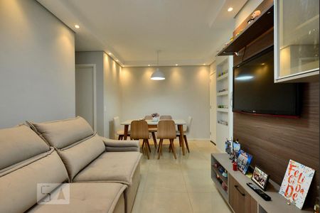 Sala de apartamento para alugar com 2 quartos, 60m² em Vila Anastácio, São Paulo