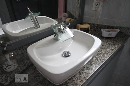 Apartamento à venda com 103m², 3 quartos e 2 vagasSuíte