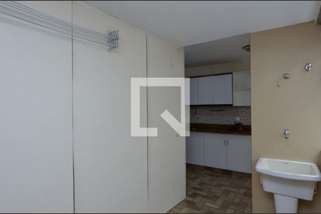 Apartamento para alugar com 169m², 3 quartos e 2 vagas Apartamento para alugar com 169m², 3 quartos e 2 vagasÁrea de Serviço