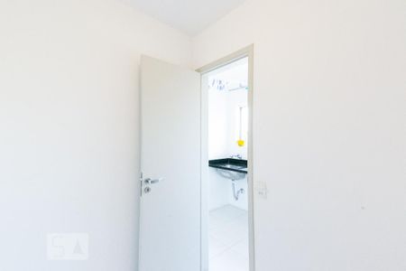 Apartamento à venda com 109m², 3 quartos e 2 vagas Apartamento à venda com 109m², 3 quartos e 2 vagasQuarto de Serviço