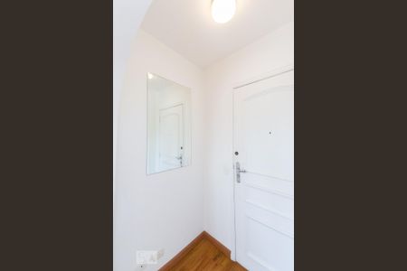 Apartamento à venda com 109m², 3 quartos e 2 vagas Apartamento à venda com 109m², 3 quartos e 2 vagasCorredor