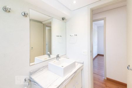 Apartamento à venda com 109m², 3 quartos e 2 vagas Apartamento à venda com 109m², 3 quartos e 2 vagasBanheiro