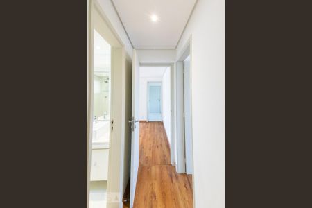 Apartamento à venda com 109m², 3 quartos e 2 vagas Apartamento à venda com 109m², 3 quartos e 2 vagasCorredor
