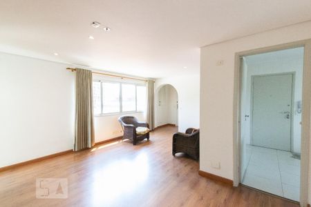 Apartamento à venda com 109m², 3 quartos e 2 vagas Apartamento à venda com 109m², 3 quartos e 2 vagasSala