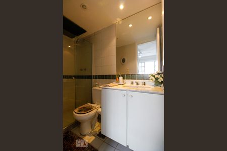 Banheiro da Suíte 1 de casa de condomínio para alugar com 4 quartos, 150m² em Recreio dos Bandeirantes, Rio de Janeiro