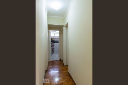 Corredor de apartamento à venda com 2 quartos, 83m² em Vila Monumento, São Paulo