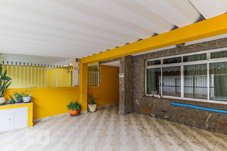 Casa à venda com 145m², 3 quartos e 2 vagas Casa à venda com 145m², 3 quartos e 2 vagasGaragem