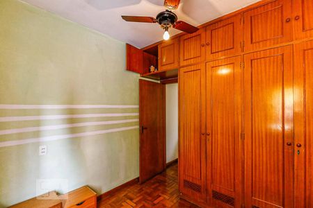 Casa à venda com 145m², 3 quartos e 2 vagas Casa à venda com 145m², 3 quartos e 2 vagasQuarto 2