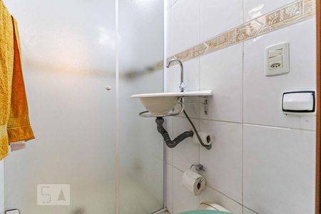 Casa à venda com 145m², 3 quartos e 2 vagas Casa à venda com 145m², 3 quartos e 2 vagasBanheiro edícula