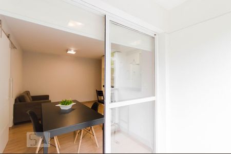 Sala de apartamento para alugar com 3 quartos, 64m² em Bela Vista, São Paulo
