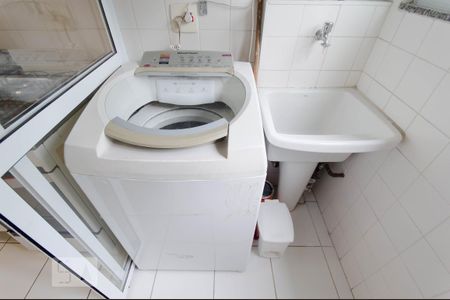 Apartamento para alugar com 64m², 3 quartos e 2 vagas Apartamento para alugar com 64m², 3 quartos e 2 vagasÁrea de Serviço