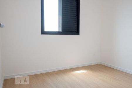 Quarto de apartamento para alugar com 2 quartos, 48m² em Vila Paranaguá, São Paulo