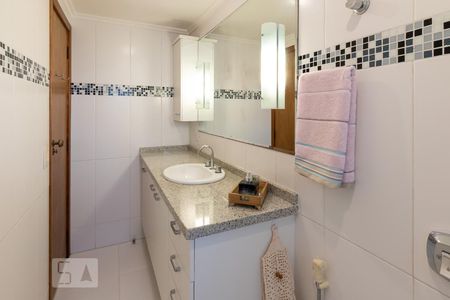 Banheiro  de apartamento para alugar com 2 quartos, 81m² em Mirandópolis, São Paulo