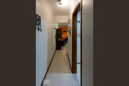 Corredor  de apartamento para alugar com 2 quartos, 81m² em Mirandópolis, São Paulo