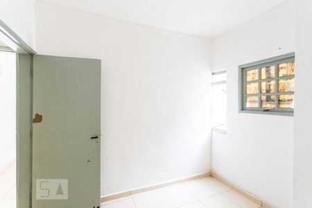 Quarto de casa para alugar com 2 quartos, 60m² em Penha de França, São Paulo