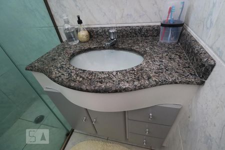 Apartamento à venda com 70m², 3 quartos e 2 vagasBanheiro da Suíte