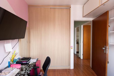 Apartamento à venda com 107m², 3 quartos e 2 vagas Apartamento à venda com 107m², 3 quartos e 2 vagasQuarto 3