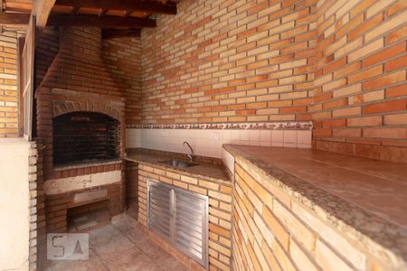 Apartamento à venda com 107m², 3 quartos e 2 vagas Apartamento à venda com 107m², 3 quartos e 2 vagasÁrea comum - Churrasqueira