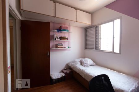 Apartamento à venda com 107m², 3 quartos e 2 vagas Apartamento à venda com 107m², 3 quartos e 2 vagasQuarto 3