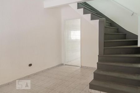 Sala de casa para alugar com 2 quartos, 130m² em Rudge Ramos, São Bernardo do Campo