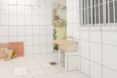 Área de Serviço de casa para alugar com 2 quartos, 130m² em Rudge Ramos, São Bernardo do Campo