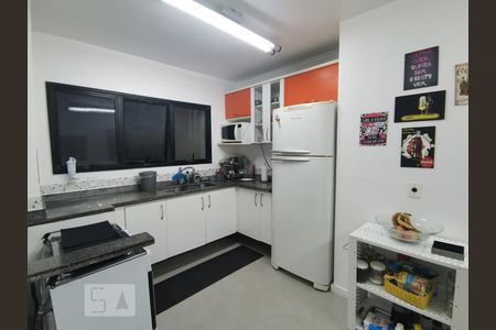 Apartamento à venda com 163m², 3 quartos e 3 vagasCozinha