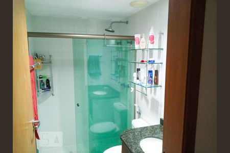 BANHEIRO SUÍTE de apartamento para alugar com 3 quartos, 126m² em Icaraí, Niterói