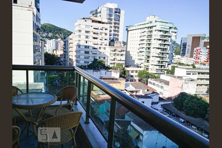 Apartamento para alugar com 126m², 3 quartos e 2 vagasVARANDA