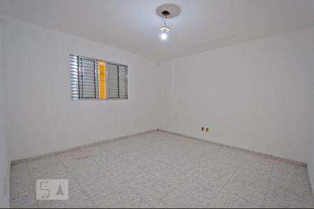 Quarto  de casa para alugar com 1 quarto, 45m² em Jardim Iva, São Paulo