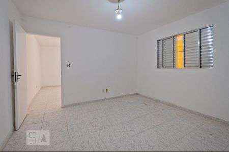 Quarto de casa para alugar com 1 quarto, 45m² em Jardim Iva, São Paulo