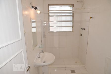 Banheiro de apartamento para alugar com 1 quarto, 35m² em Centro, Rio de Janeiro