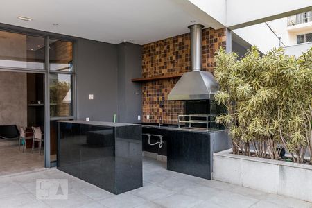 Studio para alugar com 40m², 1 quarto e 1 vaga Studio para alugar com 40m², 1 quarto e 1 vagaÁrea comum - Churrasqueira