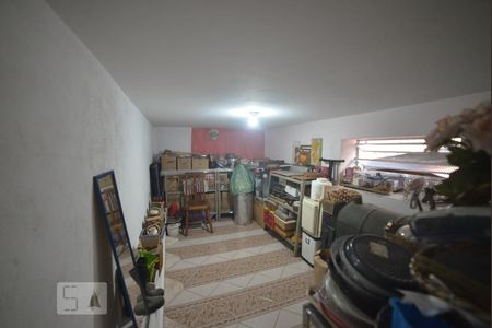 Casa à venda com 226m², 4 quartos e 2 vagasDeposito