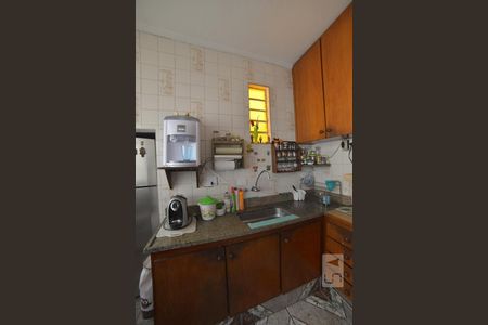 Casa à venda com 226m², 4 quartos e 2 vagasCozinha