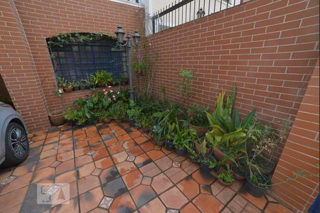 Casa à venda com 226m², 4 quartos e 2 vagasGaragem