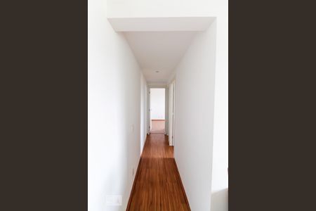 Corredor de apartamento à venda com 2 quartos, 50m² em Jardim Las Vegas, Guarulhos