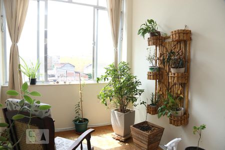 Sala de apartamento à venda com 2 quartos, 92m² em Grajau, Rio de Janeiro