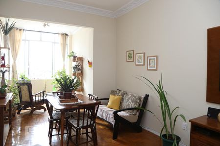 Sala de apartamento à venda com 2 quartos, 92m² em Grajau, Rio de Janeiro