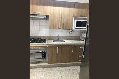 Apartamento à venda com 70m², 3 quartos e 2 vagasCozinha