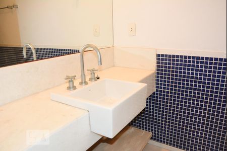 Apartamento à venda com 287m², 4 quartos e 1 vagaBanheiro 