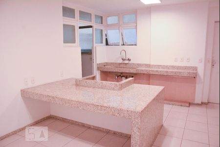 Apartamento à venda com 287m², 4 quartos e 1 vagaCozinha