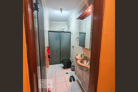 Banheiro de casa à venda com 3 quartos, 137m² em Vila América, São Paulo