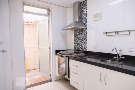 Apartamento à venda com 65m², 2 quartos e 1 vaga Apartamento à venda com 65m², 2 quartos e 1 vagaCozinha