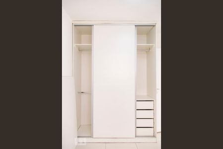 Apartamento à venda com 65m², 2 quartos e 1 vaga Apartamento à venda com 65m², 2 quartos e 1 vagaQuarto 1