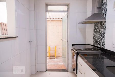 Apartamento à venda com 65m², 2 quartos e 1 vaga Apartamento à venda com 65m², 2 quartos e 1 vagaCozinha